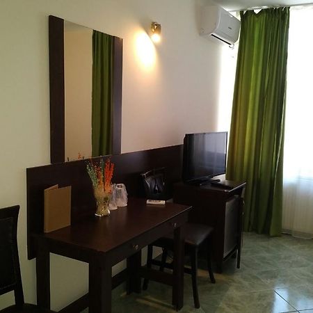 Marea Neagra Hotel مامايا المظهر الخارجي الصورة