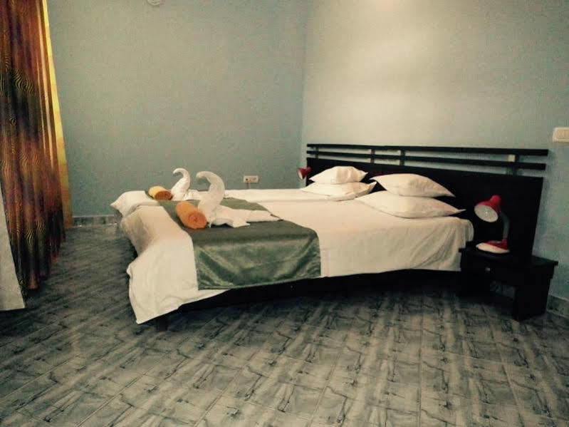 Marea Neagra Hotel مامايا المظهر الخارجي الصورة